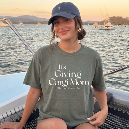 It's Giving Corgi Mom T-shirt